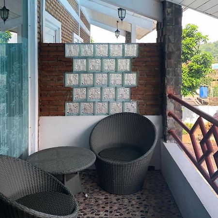 Urbanview Hotel Villa Q Gisting Bandjarnegeri Luaran gambar