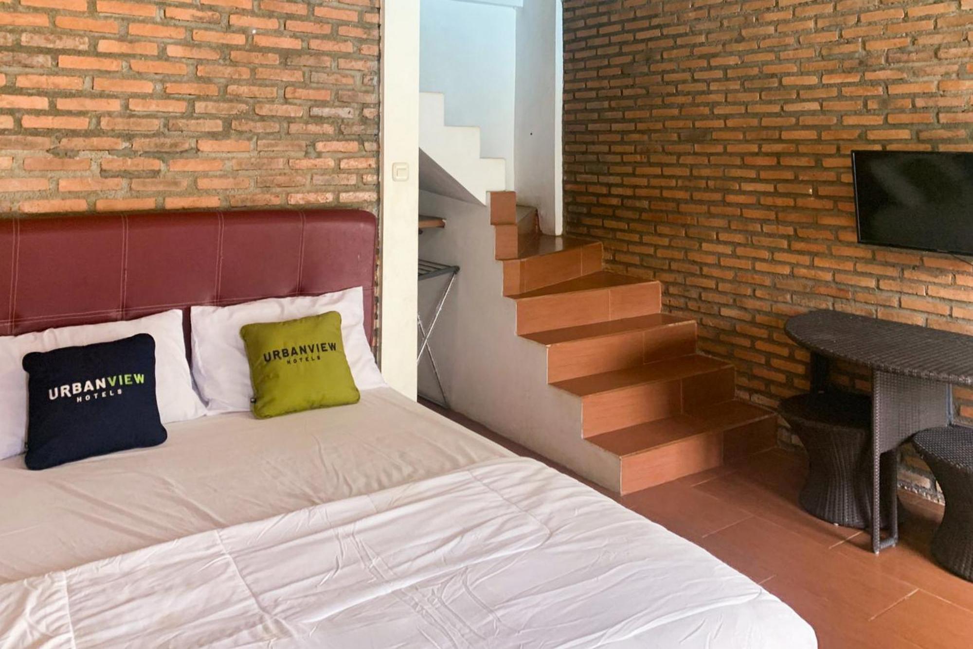 Urbanview Hotel Villa Q Gisting Bandjarnegeri Luaran gambar