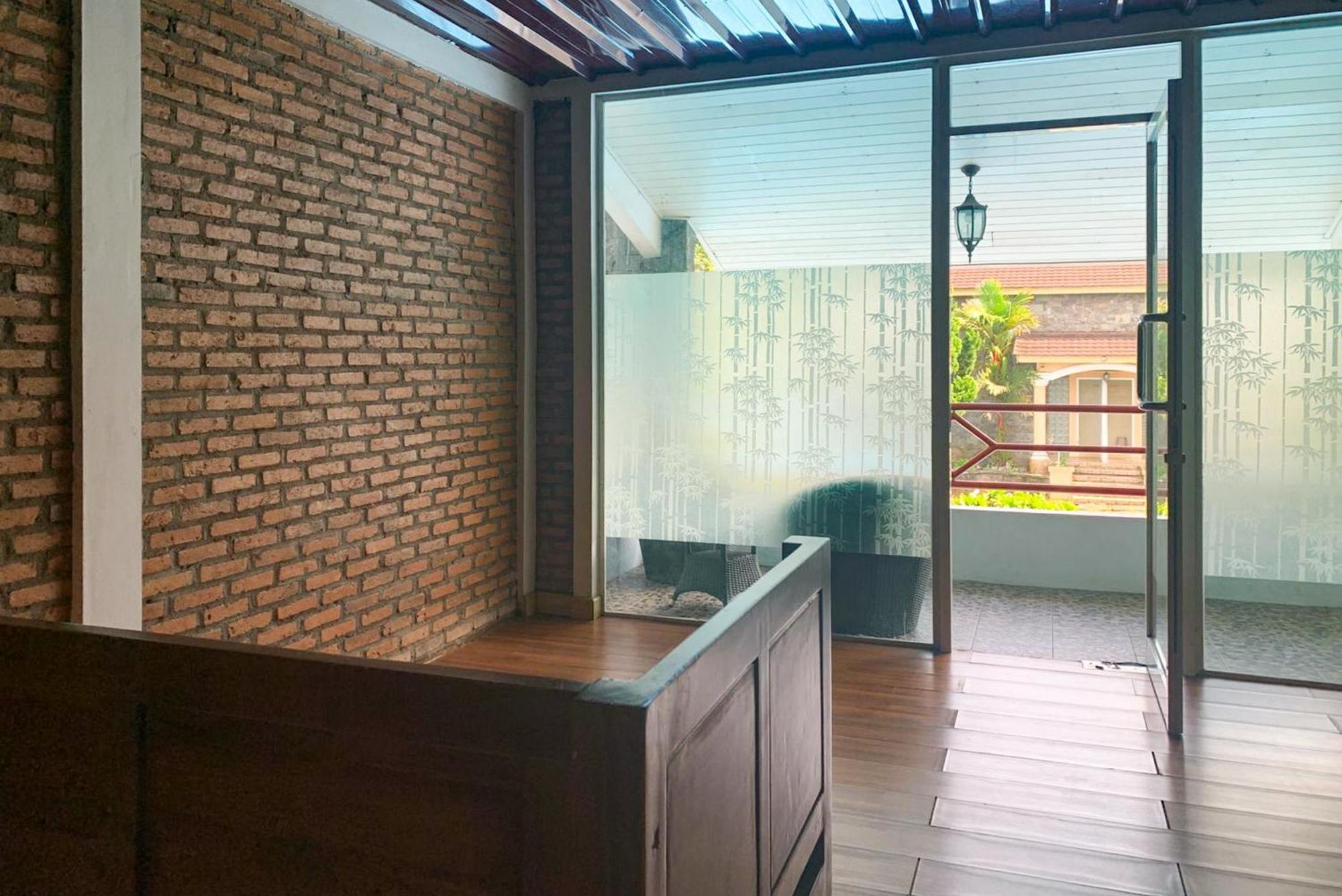 Urbanview Hotel Villa Q Gisting Bandjarnegeri Luaran gambar
