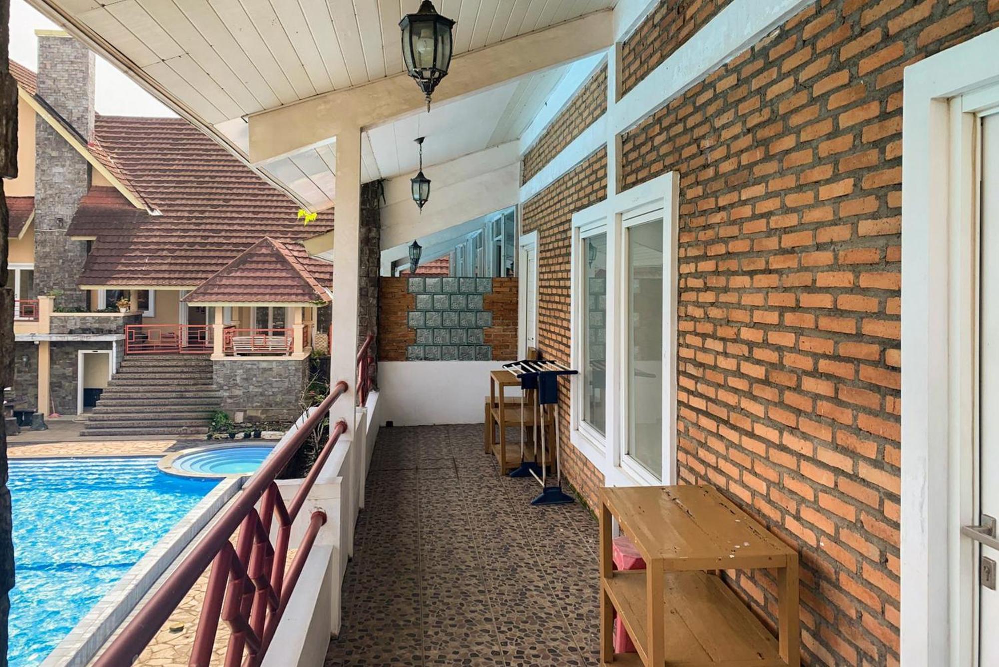 Urbanview Hotel Villa Q Gisting Bandjarnegeri Luaran gambar