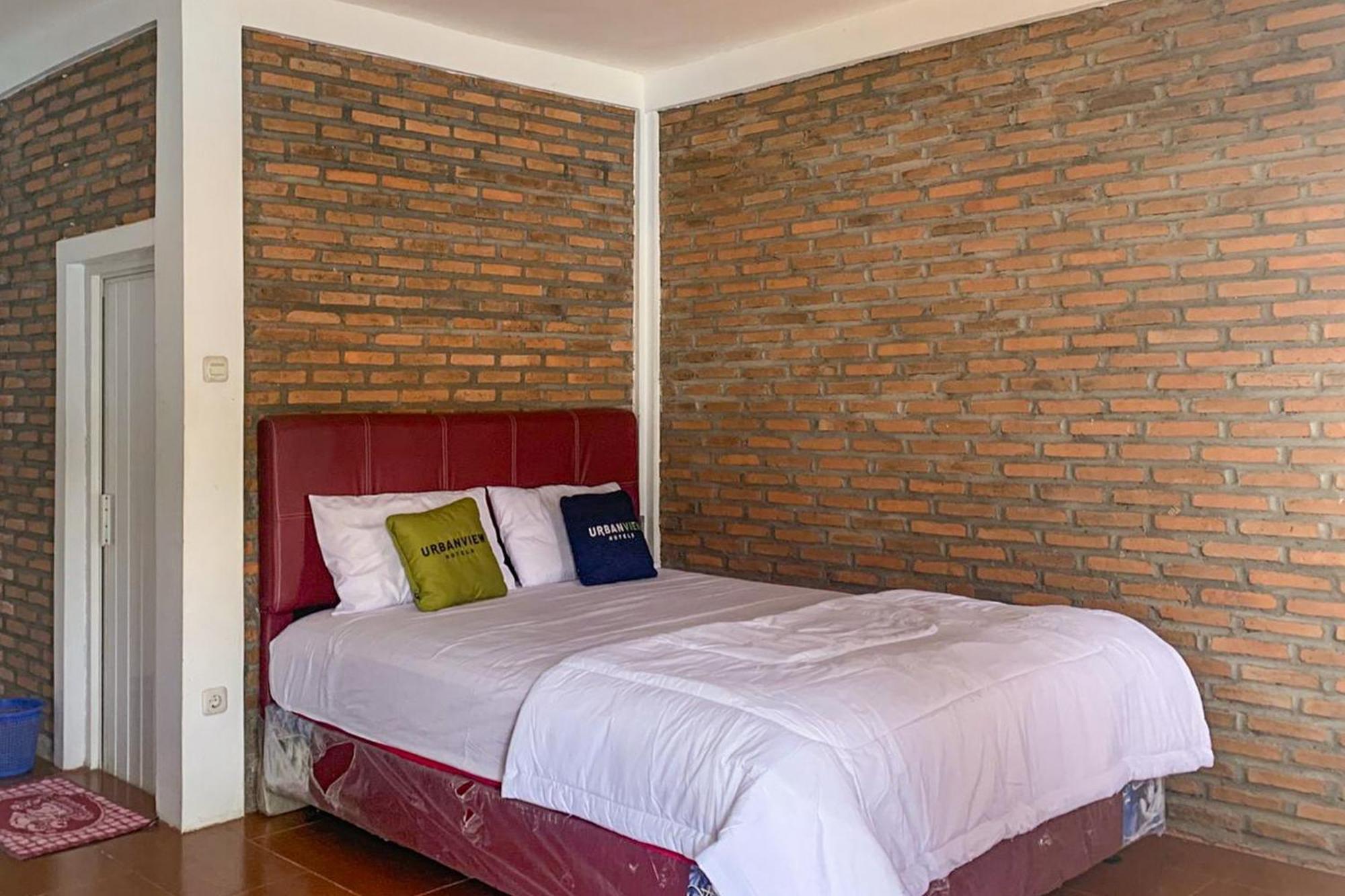 Urbanview Hotel Villa Q Gisting Bandjarnegeri Luaran gambar